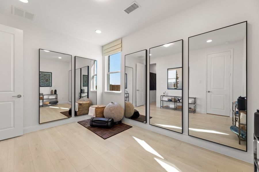Furnished interior in a model home at Creekside in Royse City (Image 73).