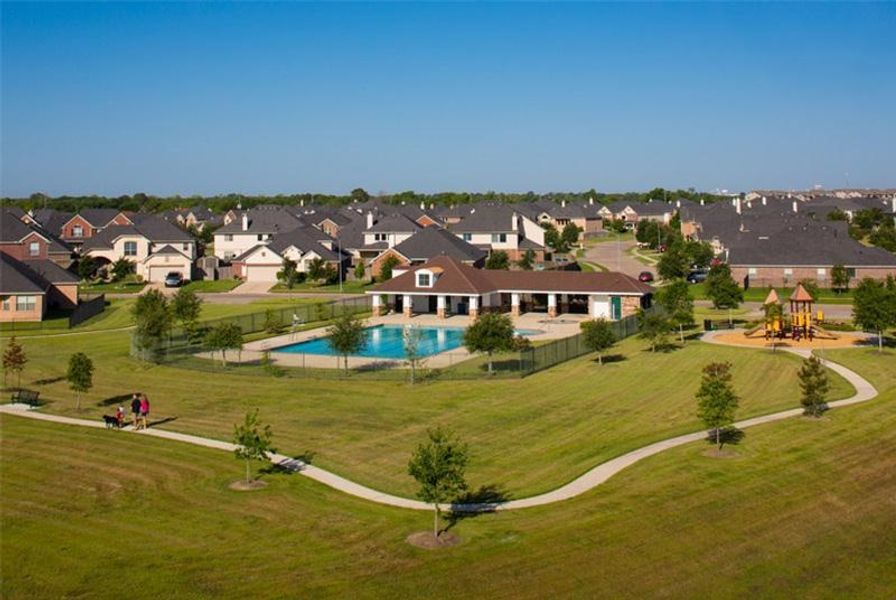 Image 15 of the Summer Lakes & Summer Park community in Richmond, TX. Image 15 of the Summer Lakes & Summer Park community in Richmond, TX.