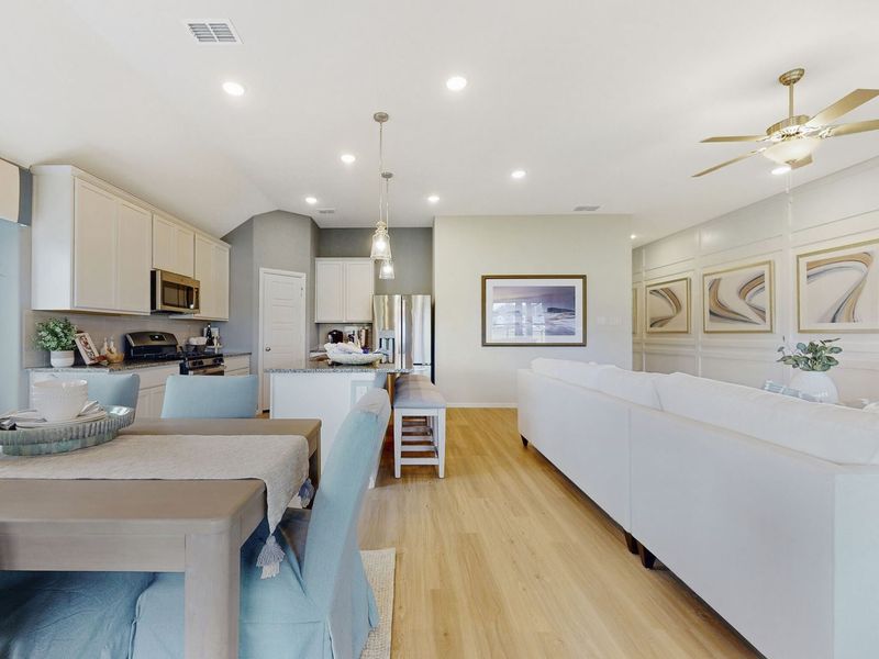 Image 10 of the Forest Brook community in Mansfield, TX.