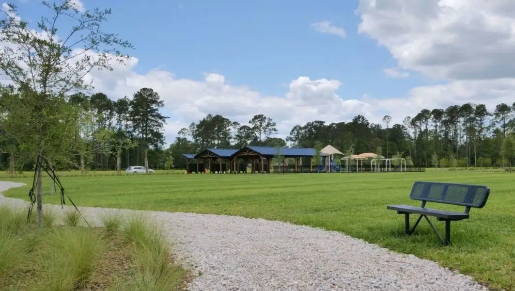Community amenity available to residents of Oakwood Estates in Green Cove Springs (Image 3).
