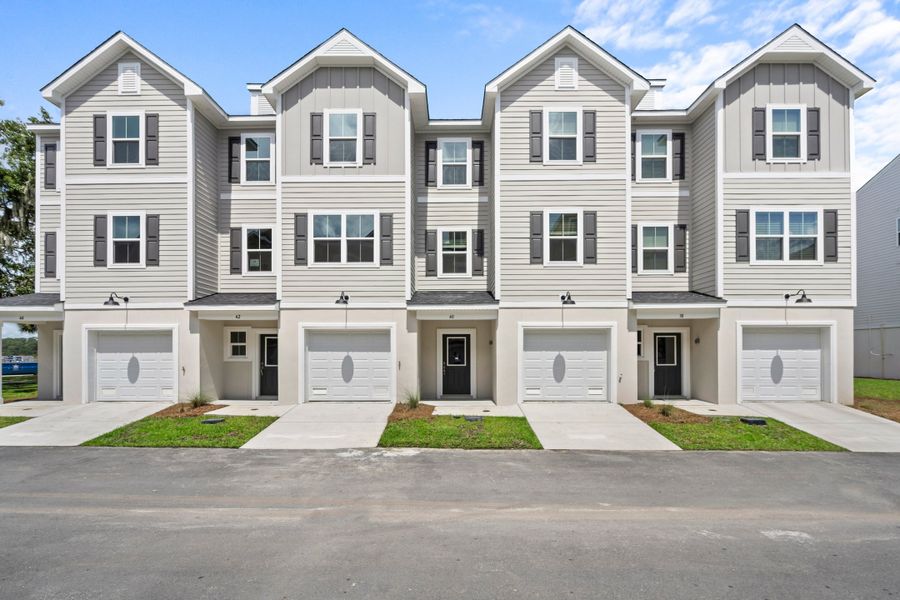 New Homes in Savannah, GA.  - Slide 1