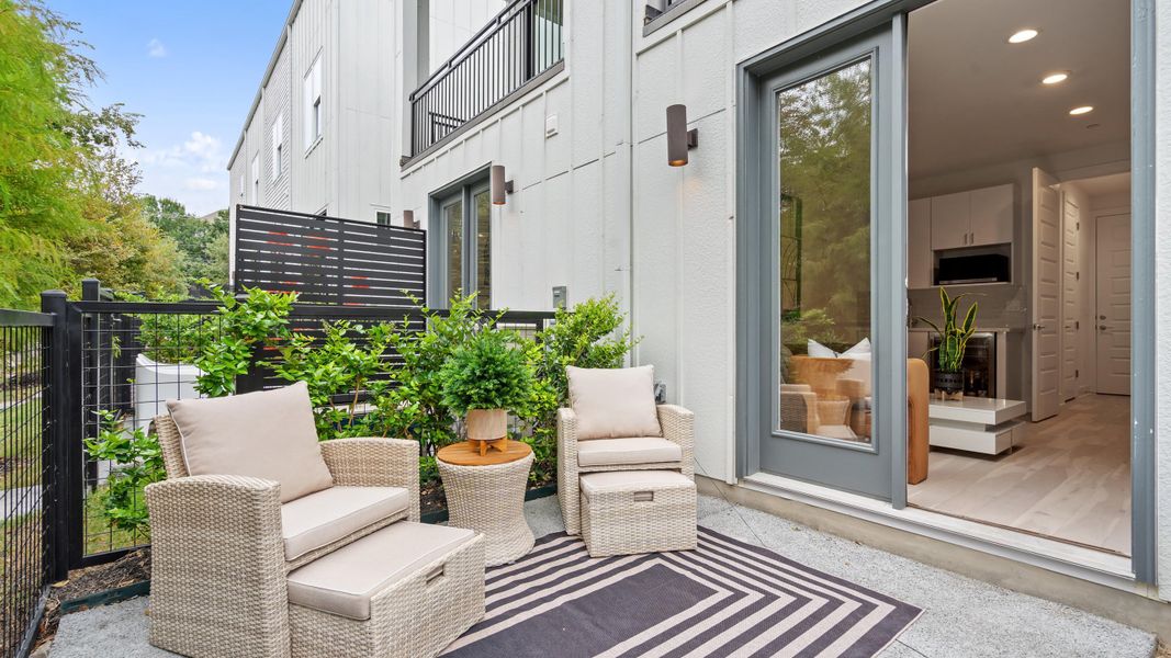 Exterior details of a home in Bluebonnet Lofts, Austin (Image 14).