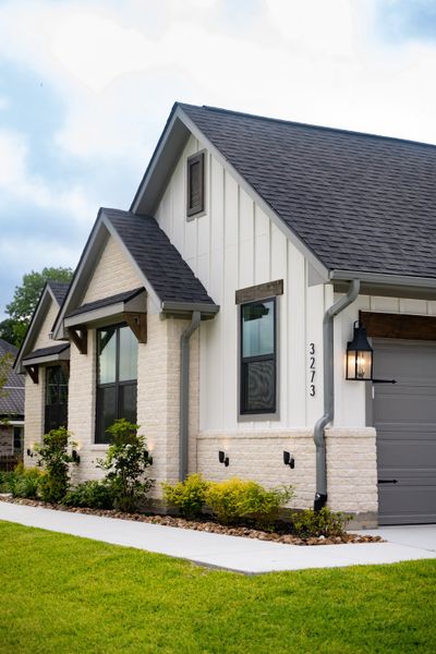 Front exterior of a home in the Greenbrier community, located in Bryan, TX (Image 2). Front exterior of a home in the Greenbrier community, located in Bryan, TX (Image 2).