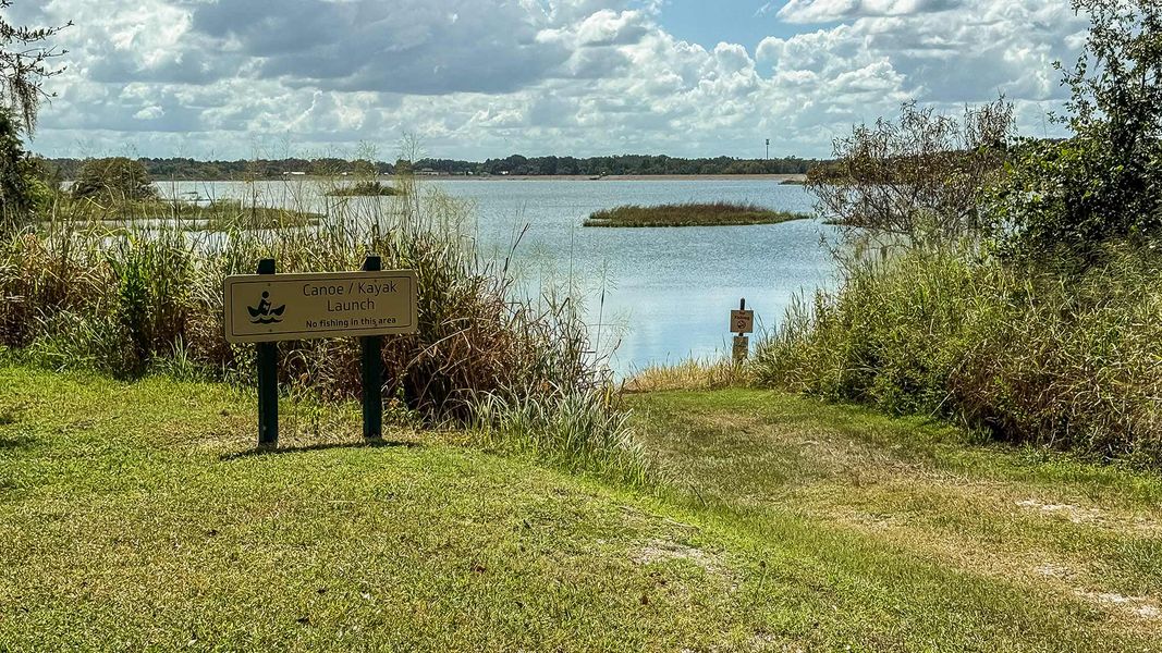 Natural surroundings and green spaces near Southwind – Classic Series in Plant City, FL (Image 9).