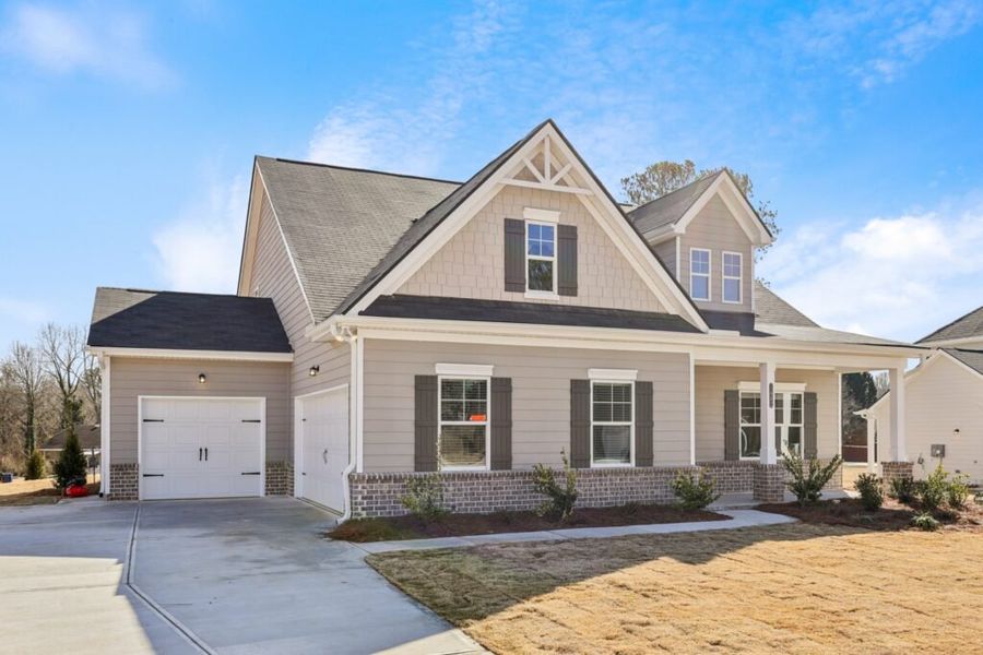 Front exterior of a home in the Stephens Landing community, located in Loganville, GA (Image 13). Front exterior of a home in the Stephens Landing community, located in Loganville, GA (Image 13).