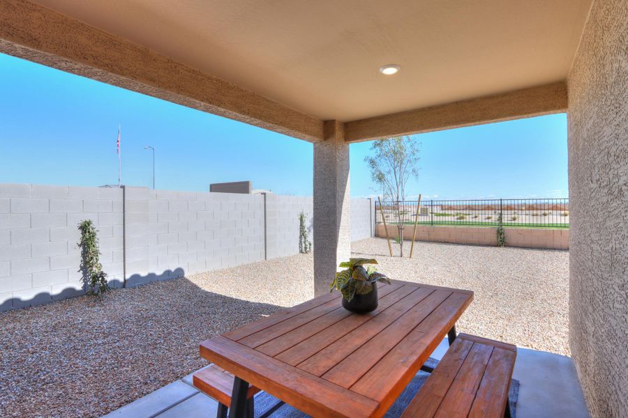 cross creek ranch model rear porch (2)