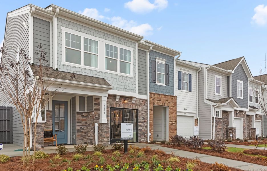 Image 2 of the Pergola community in Charlotte, NC. Image 2 of the Pergola community in Charlotte, NC.