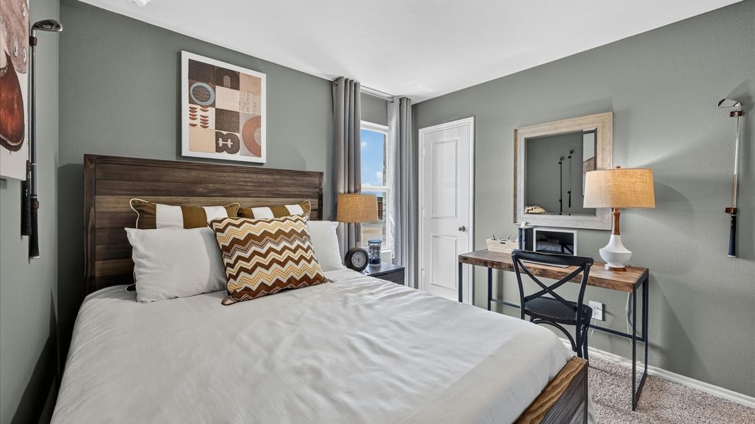 Furnished interior in a model home at The Hills at Reunion in Newark (Image 55).