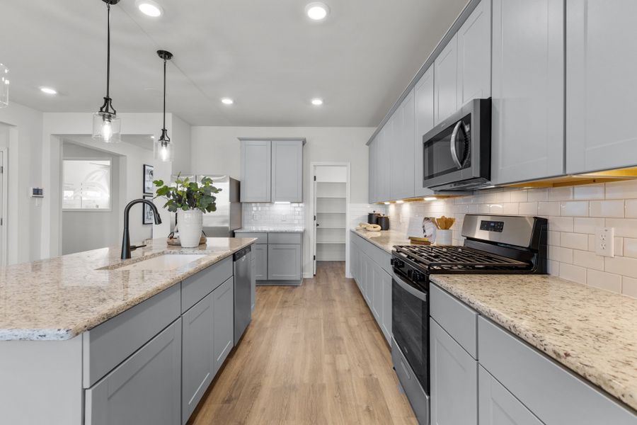 Furnished interior in a model home at Weltner Farms in New Braunfels (Image 10).