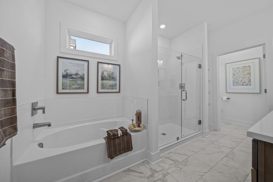 Baymore II Primary Bathroom