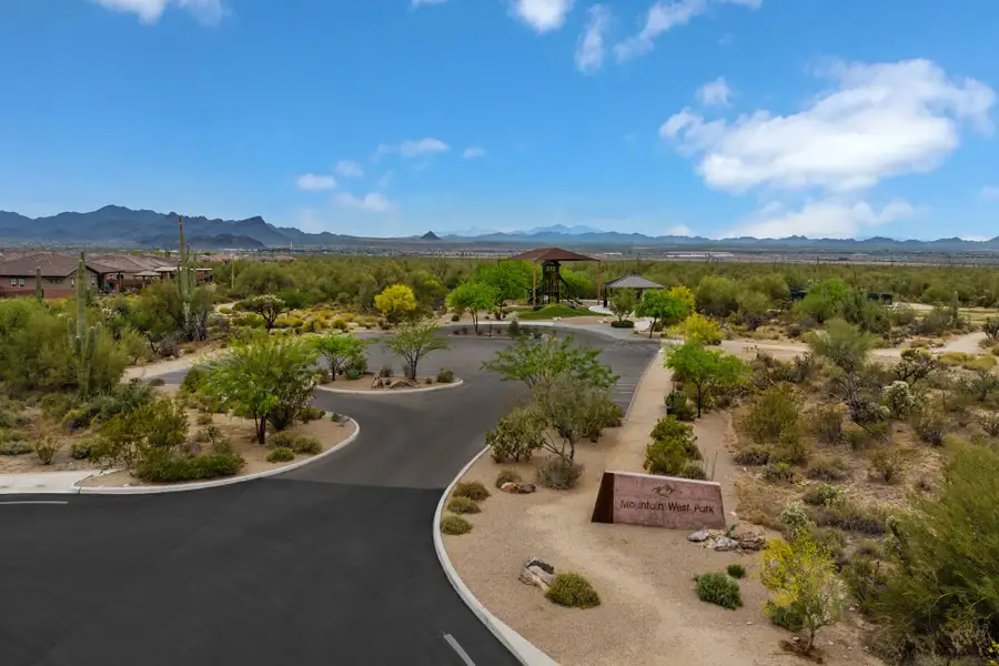 Nearby Mountain West Park Nearby Mountain West Park