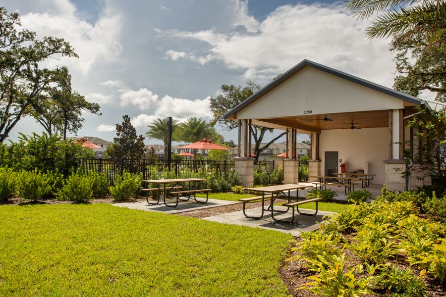 Image 39 of the Hawks Crest Townhomes community in Winter Park, FL.