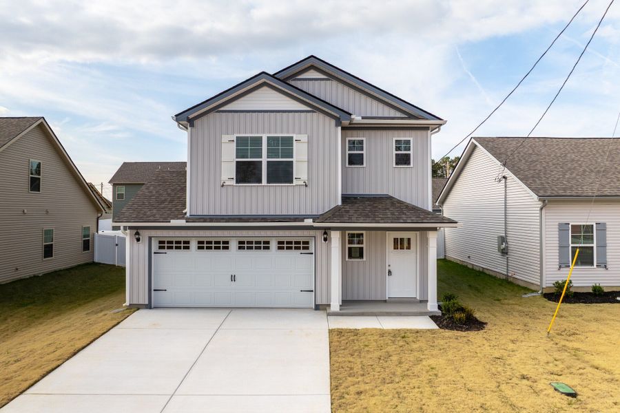 Front exterior of a home in the Stonehenge community, located in Manchester, TN (Image 15).