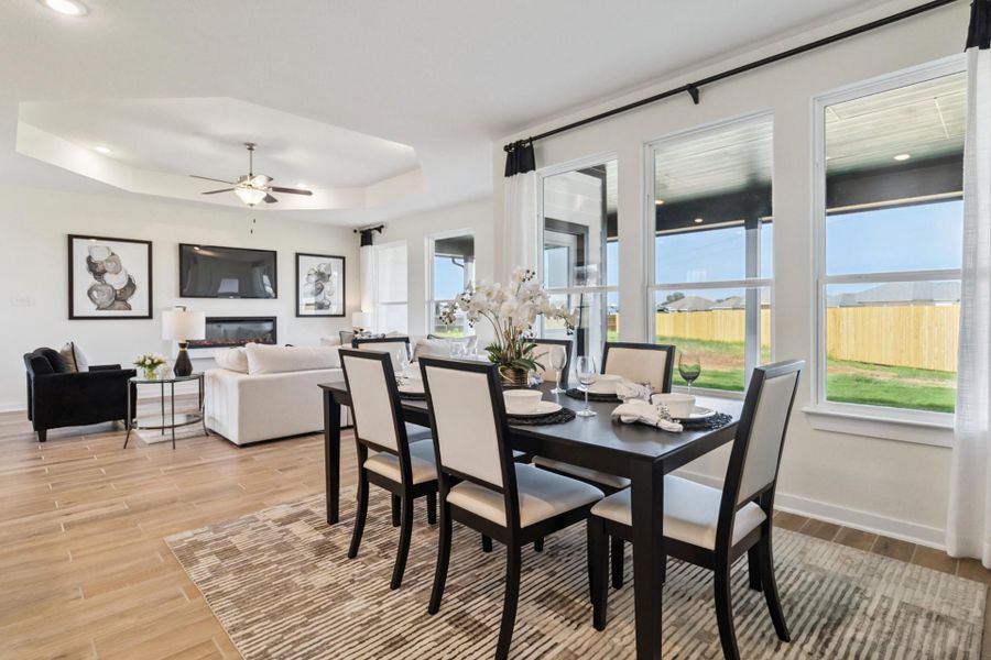 1651 Vista View - Madison - Bonita Vista Model - Dining Room 1651 Vista View - Madison - Bonita Vista Model - Dining Room