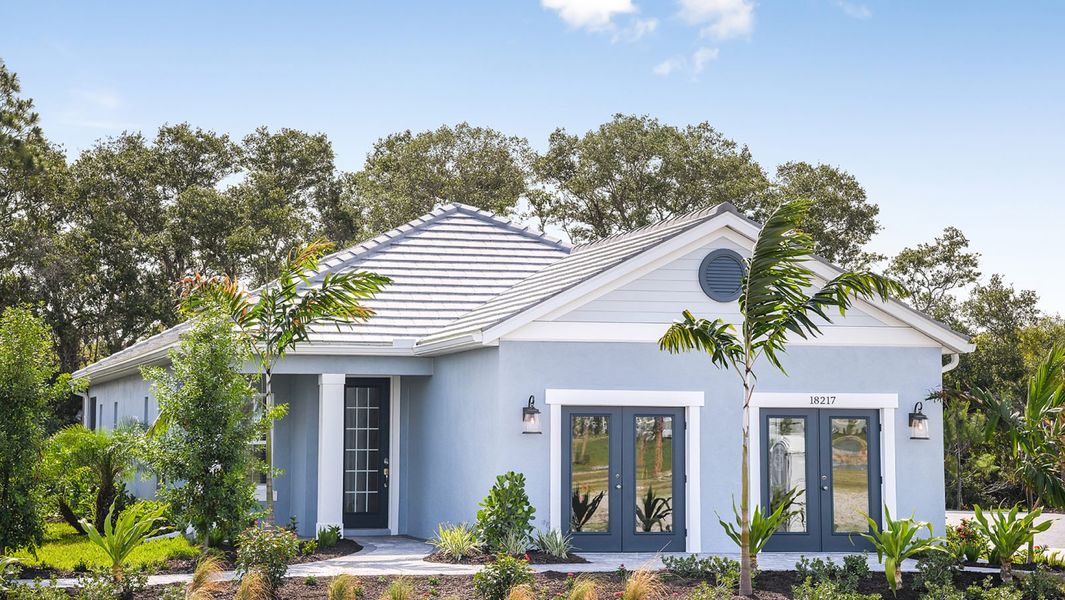 Front exterior of a home in the Wysteria community, located in Venice, FL (Image 6).