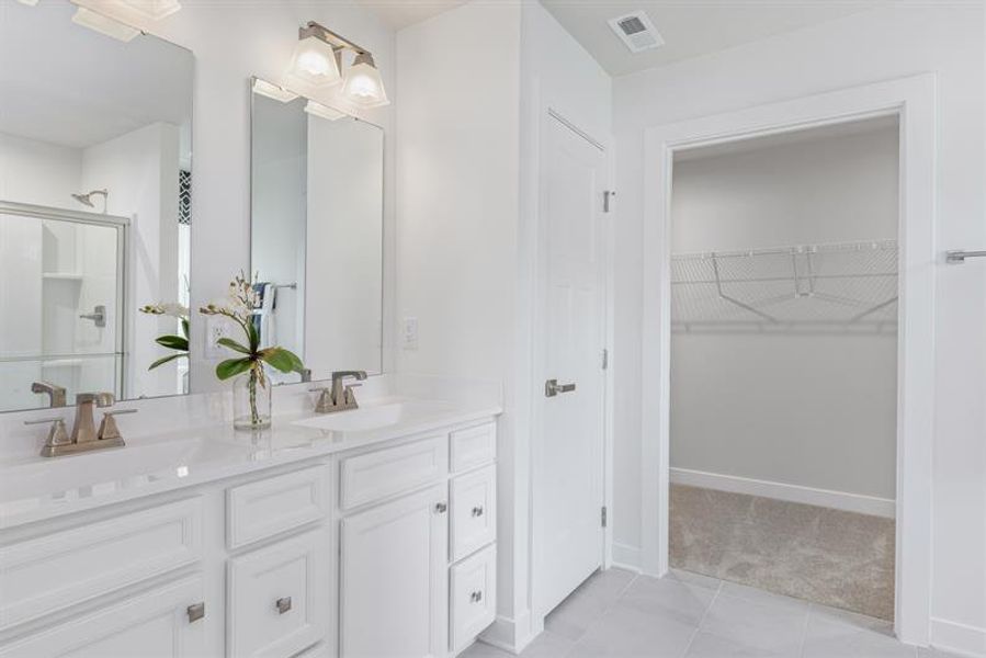 Furnished interior in a model home at Heritage Grove Ranch in Calhoun (Image 10).