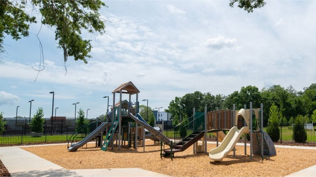 Image 4 of the Abbott Square: The Townhomes community in Zephyrhills, FL.