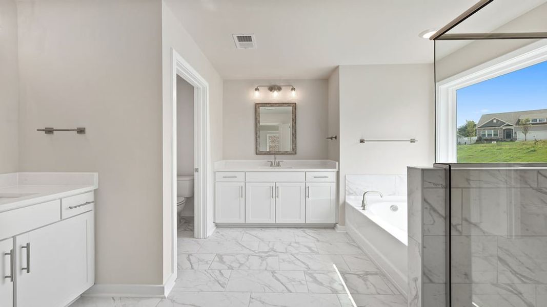 Furnished interior in a model home at Sunset Summits in Spartanburg (Image 10).