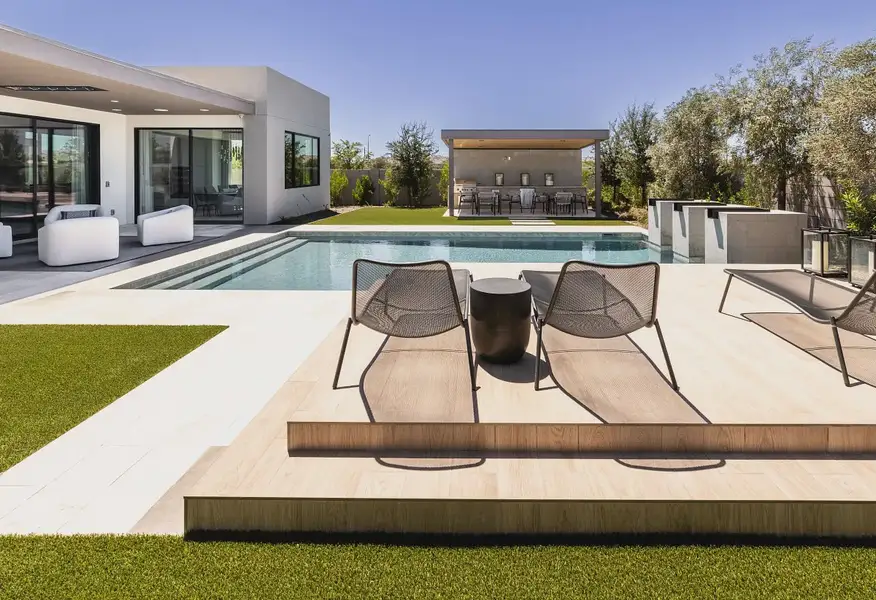 6001 Model Backyard - 29 of 31 6001 Model Backyard - 29 of 31