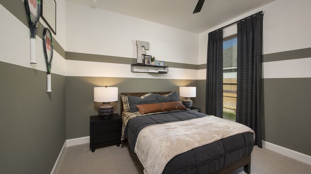 Furnished interior in a model home at Everly 45' in Hockley (Image 12).