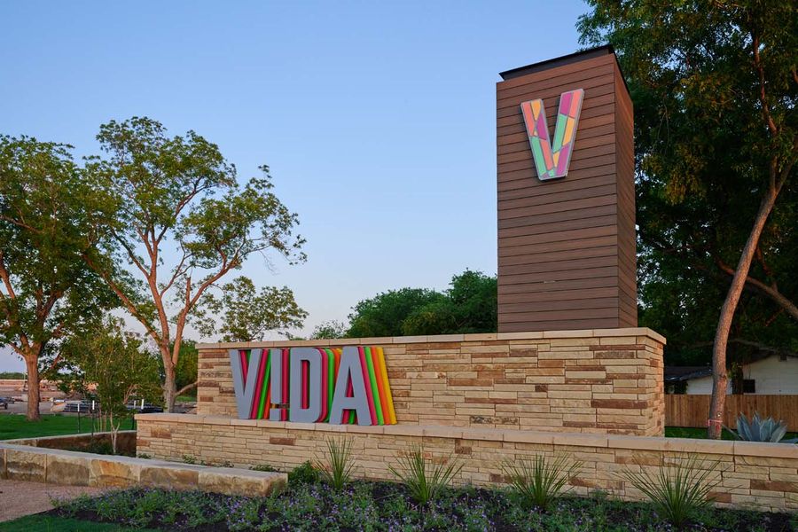 Entrance to the VIDA community in San Antonio, TX, featuring signage and landscaping (Image 11).