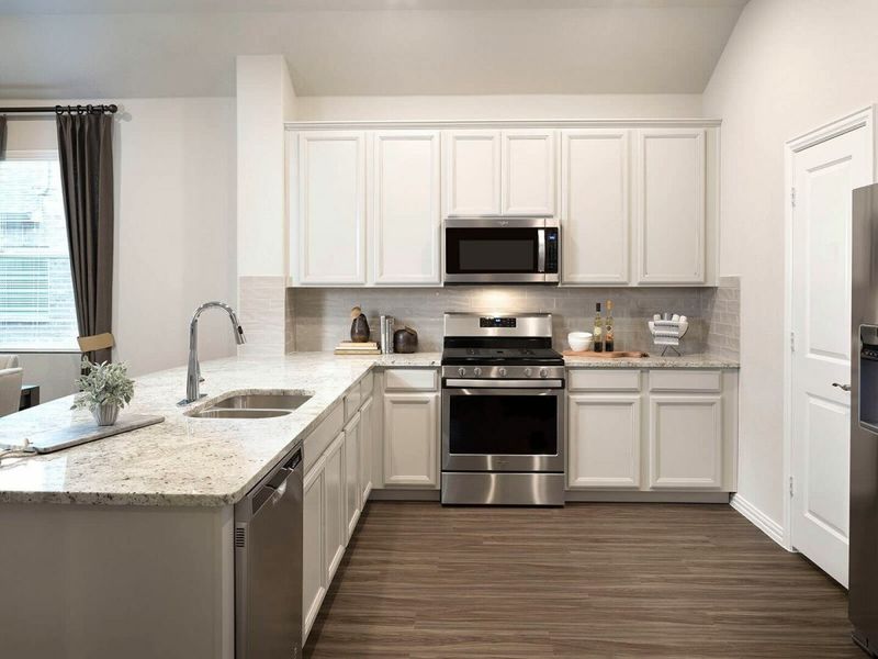 Image 5 of the ArrowBrooke - Reserve Series community in Aubrey, TX.