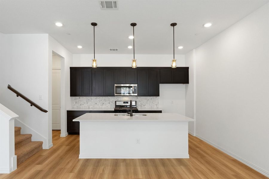 Image 50 of the Legends Crossing - Bungalows community in Irving, TX.