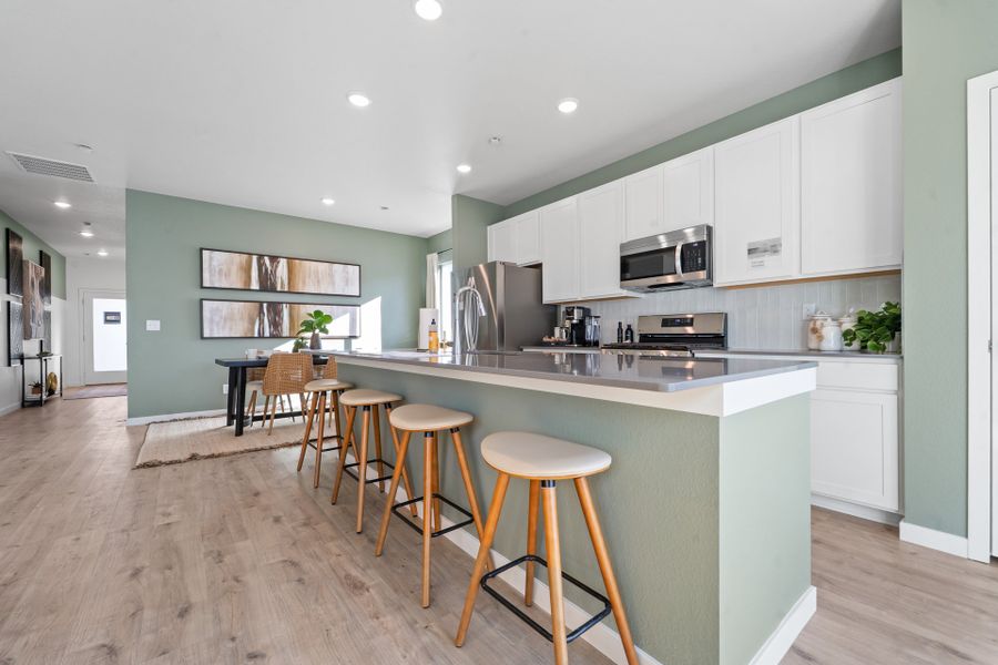 Somerset Kitchen and Dining Room