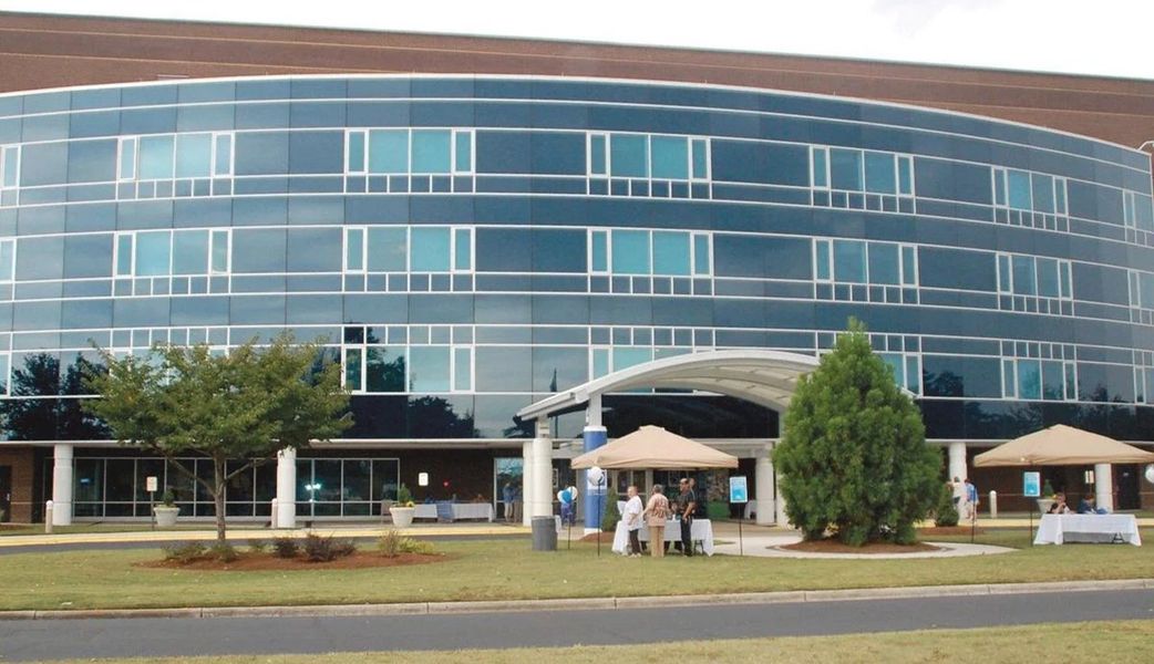 Walking Distance to Betsy Johnson Hospital