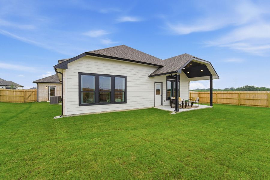 Exterior details of a home in Hickory Ridge Estates, Elmendorf (Image 13).