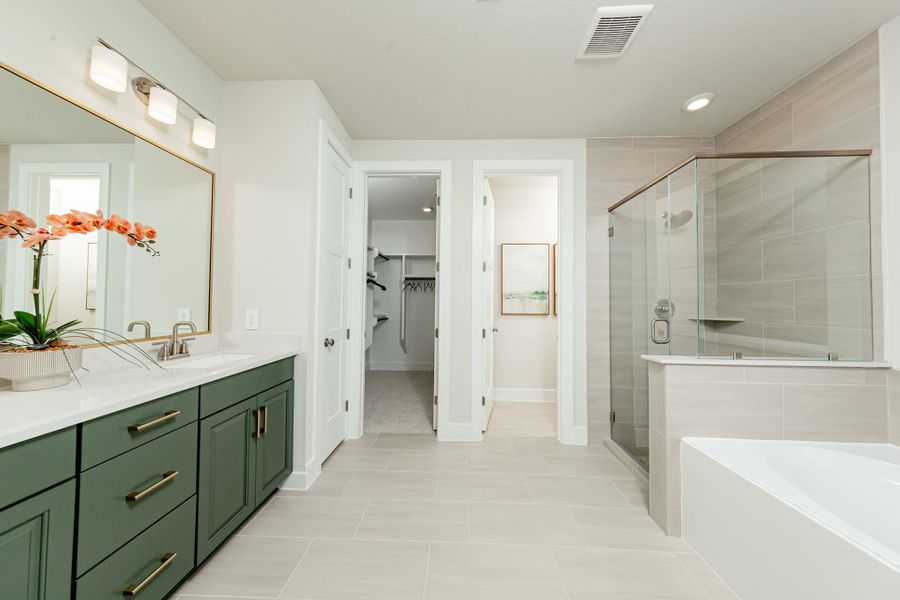 Furnished interior in a model home at Madeley Creek in Conroe (Image 6).