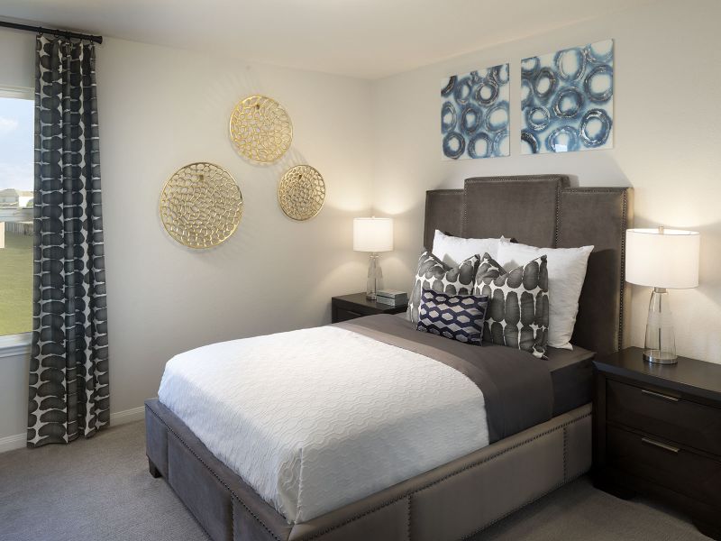 Image 10 of the Dry Creek Village community in Missouri City, TX.