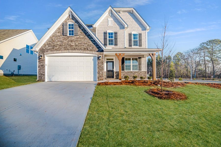 Front exterior of a home in the The View community, located in Durham, NC (Image 13).