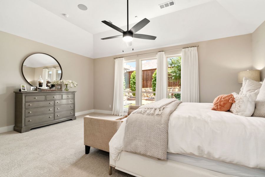 Plan 1685 Main Bedroom Representative Photo by American Legend Homes