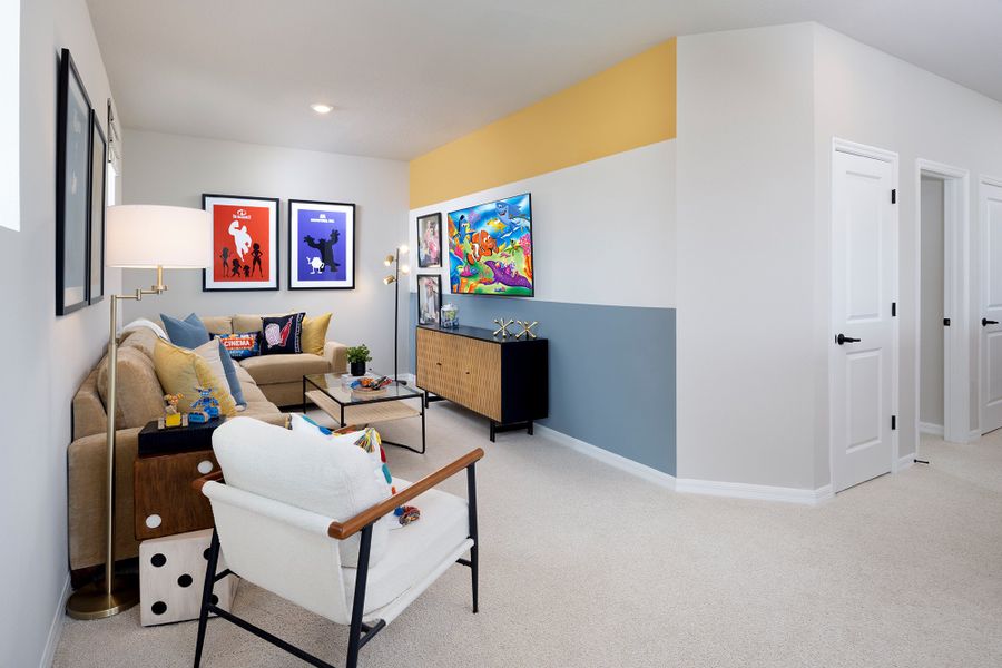 Furnished interior in a model home at Eastlyn in Bradenton (Image 18).