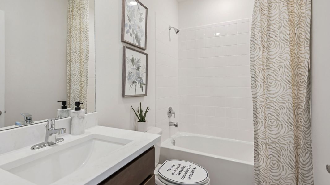 Furnished interior in a model home at Briarwood in Alachua (Image 22).