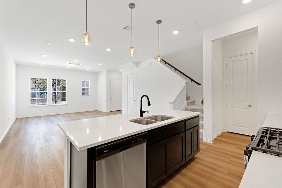 Image 59 of the Legends Crossing - Bungalows community in Irving, TX.