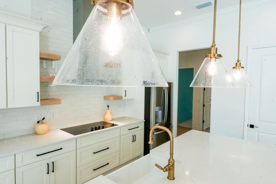 Sunset Estates,33549