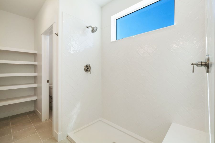 Kinston Centerra,80538 Kinston Centerra,80538