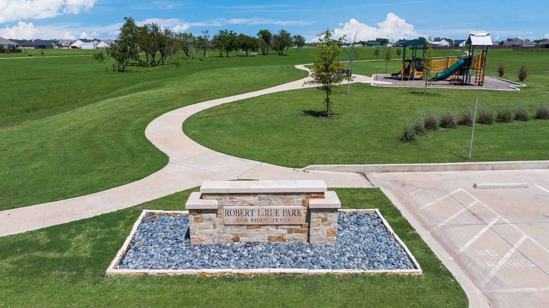 Community amenity available to residents of Oak Valley in Oak Ridge (Image 1). Community amenity available to residents of Oak Valley in Oak Ridge (Image 1).