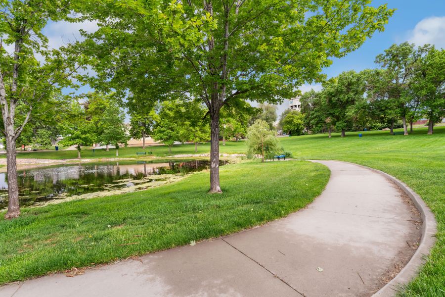 Natural surroundings and green spaces near Berkeley Villas in Denver, CO (Image 27).