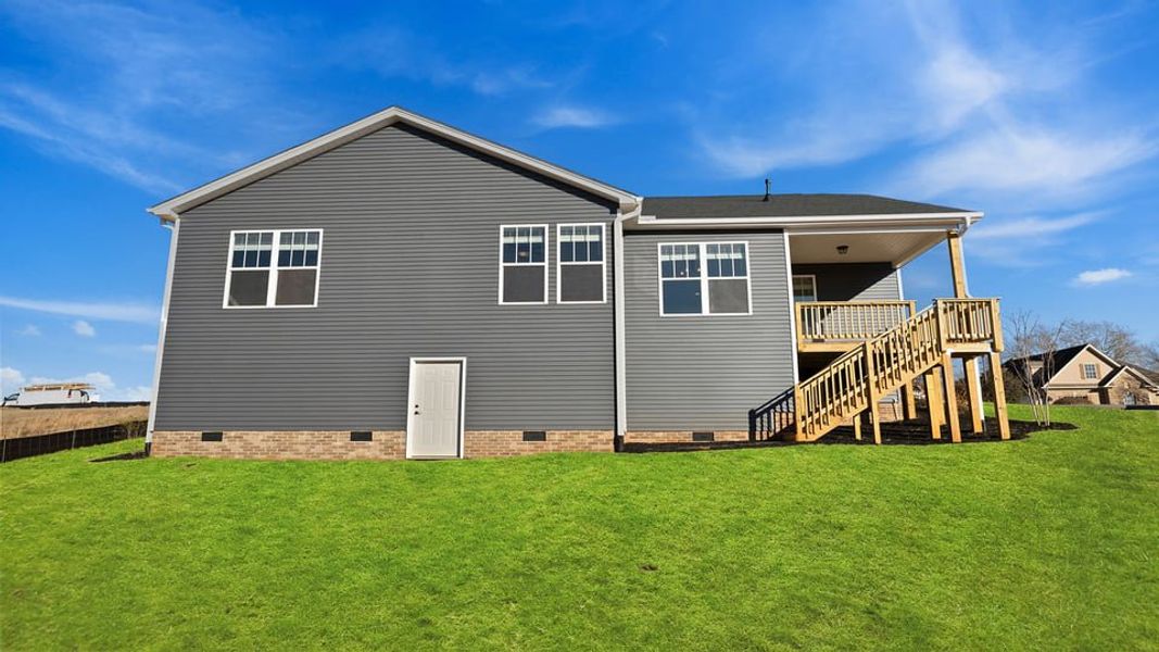 Exterior details of a home in Shadowood, Seneca (Image 3).