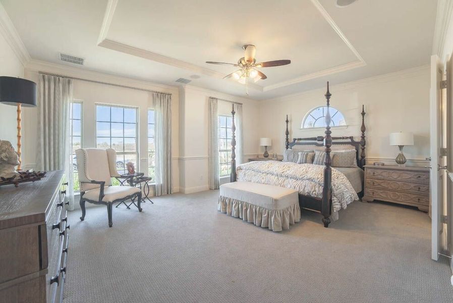 Image 12 of the Hickory Creek community in Red Oak, TX.