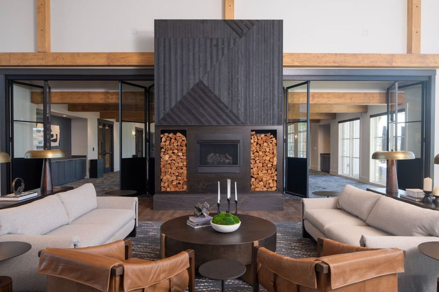 World-Class Amenity Center World-Class Amenity Center