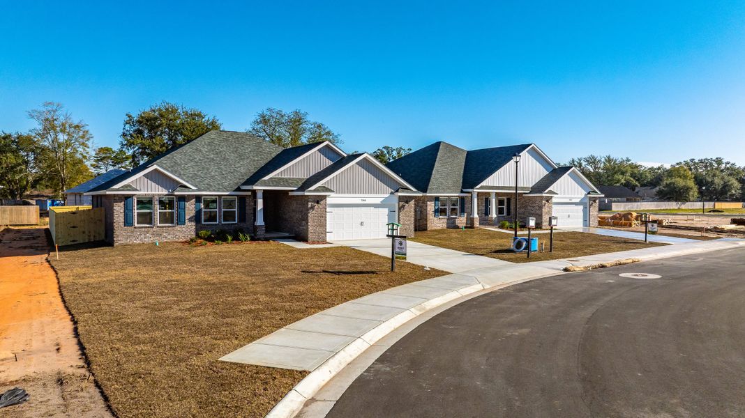 Image 38 of the Buckeye's Landing community in Navarre, FL.