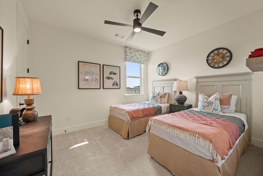 Furnished interior in a model home at Settlers Glen in New Fairview (Image 30). Furnished interior in a model home at Settlers Glen in New Fairview (Image 30).