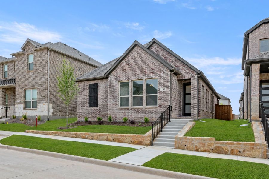 Front exterior of a home in the Walton Ridge community, located in Corinth, TX (Image 3). Front exterior of a home in the Walton Ridge community, located in Corinth, TX (Image 3).