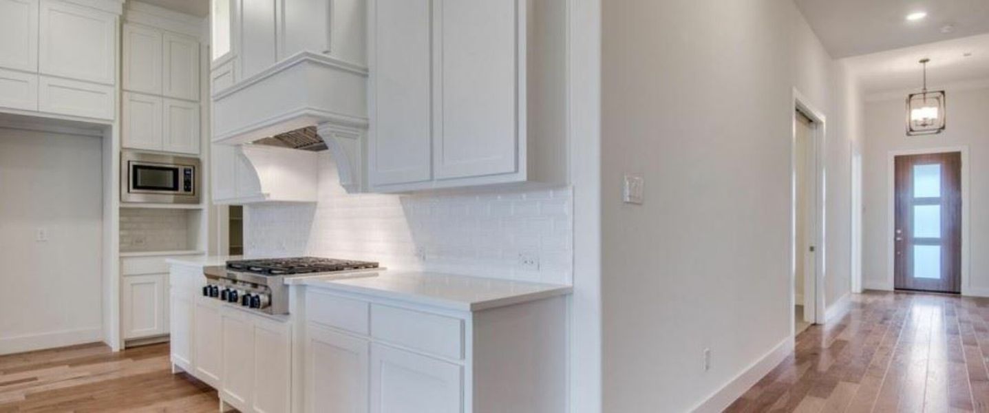 Image 11 of the The Grove 65's Series community in Frisco, TX.