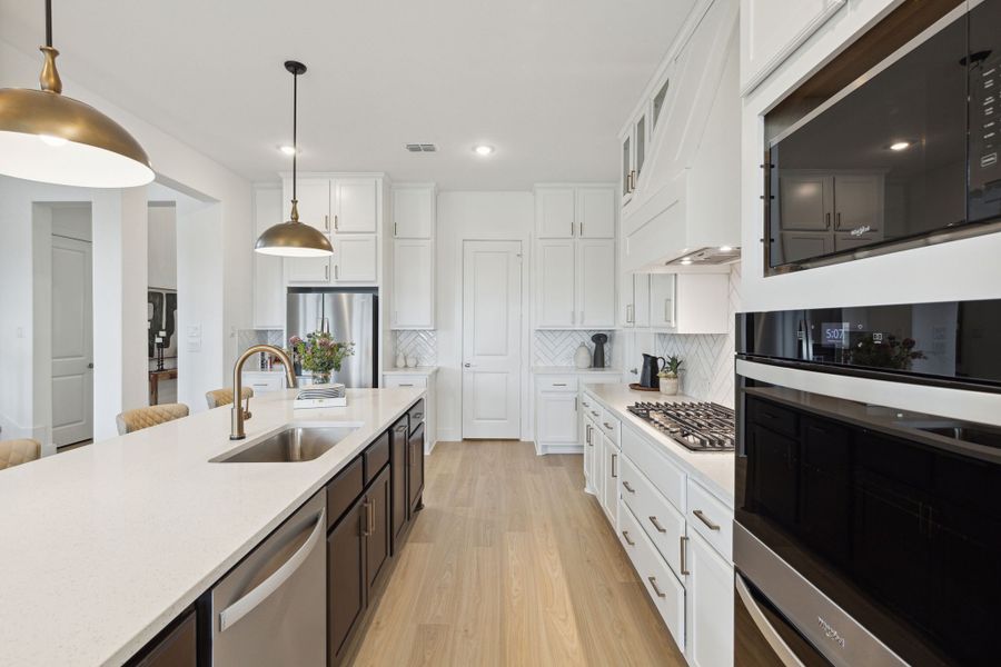 Furnished interior in a model home at Painted Tree Lakeside in McKinney (Image 46).