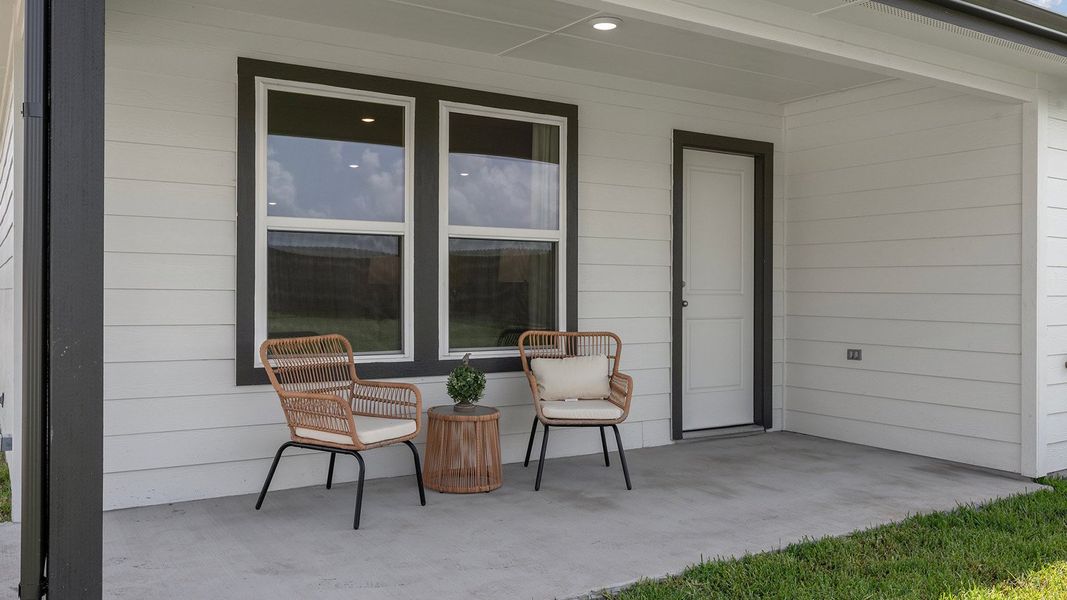 Exterior details of a home in Wilkins Valley, Brenham (Image 3).